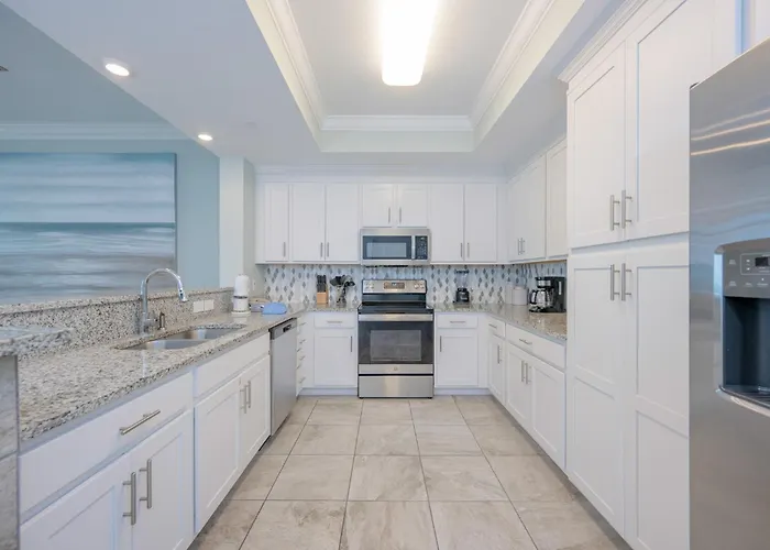 Phoenix Gulf Towers 1603